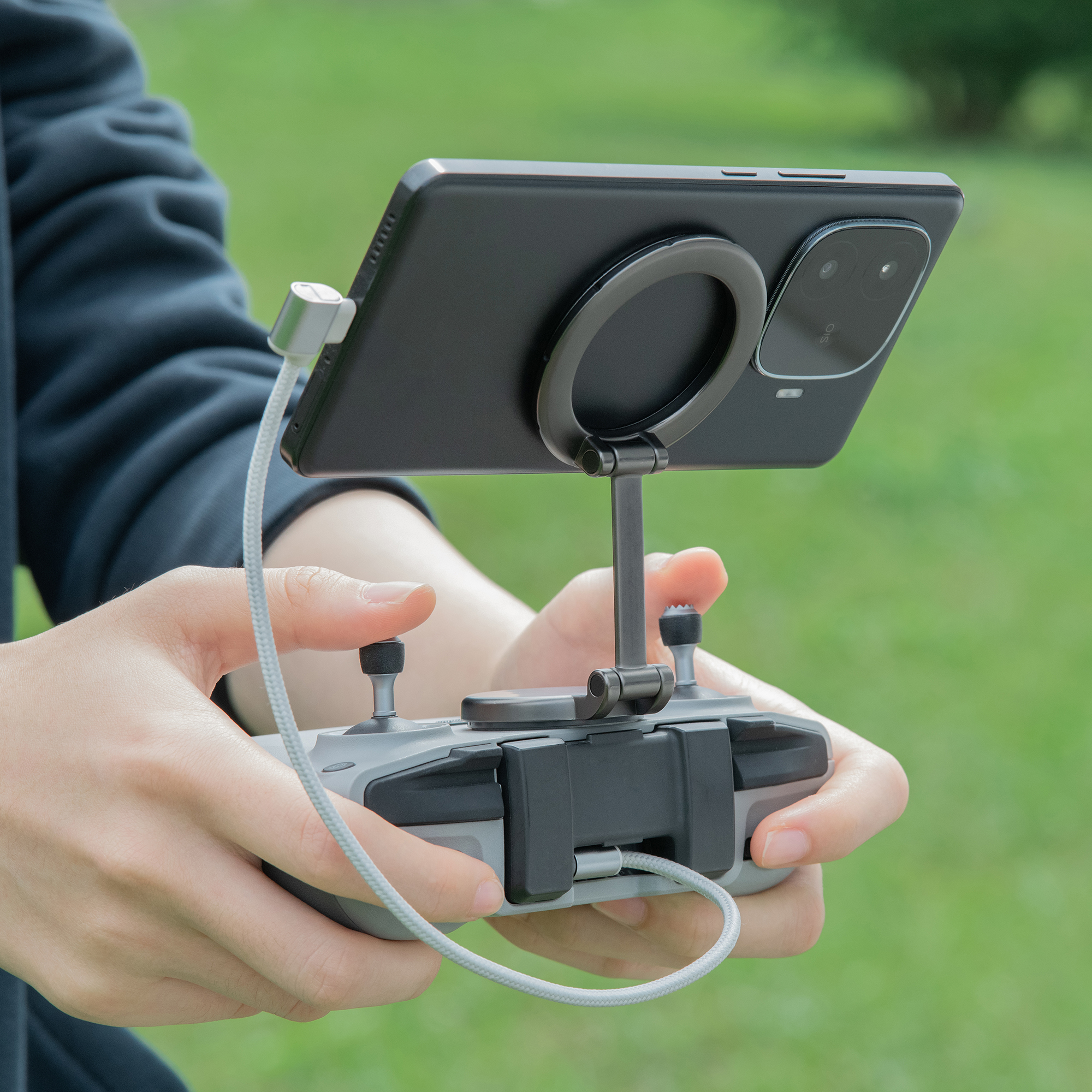 調整可能な磁気式スマホスタンド RC-N1 / N2 / N - Drone Tablet Mount のレビューと価格