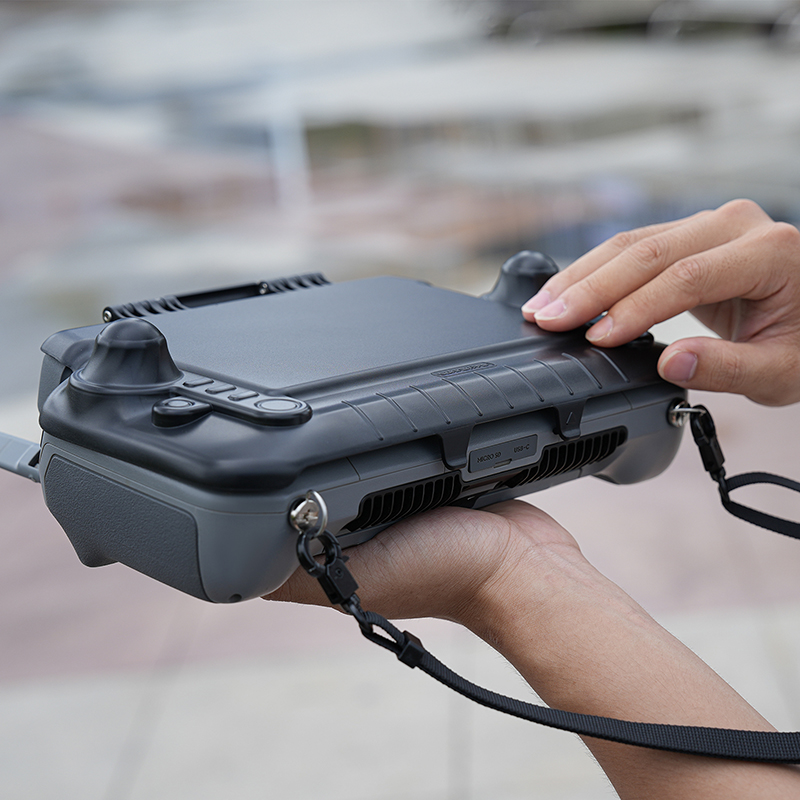 DJI RC Plus 2リモコン画面用保護カバー、DJI  - Drone Joystick Cover のレビューと価格