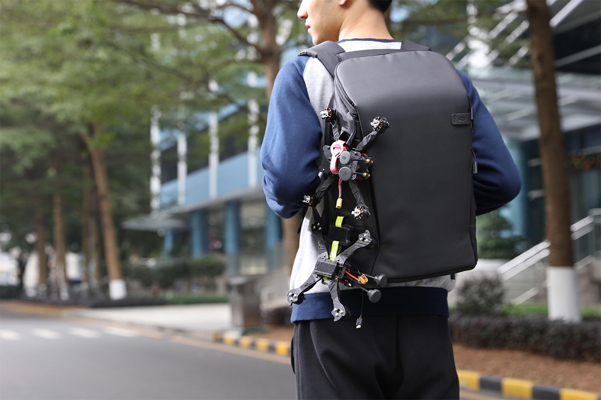 DJI Avata 2 バックパック DeLong ユニバー - Drone Backpack のレビューと価格